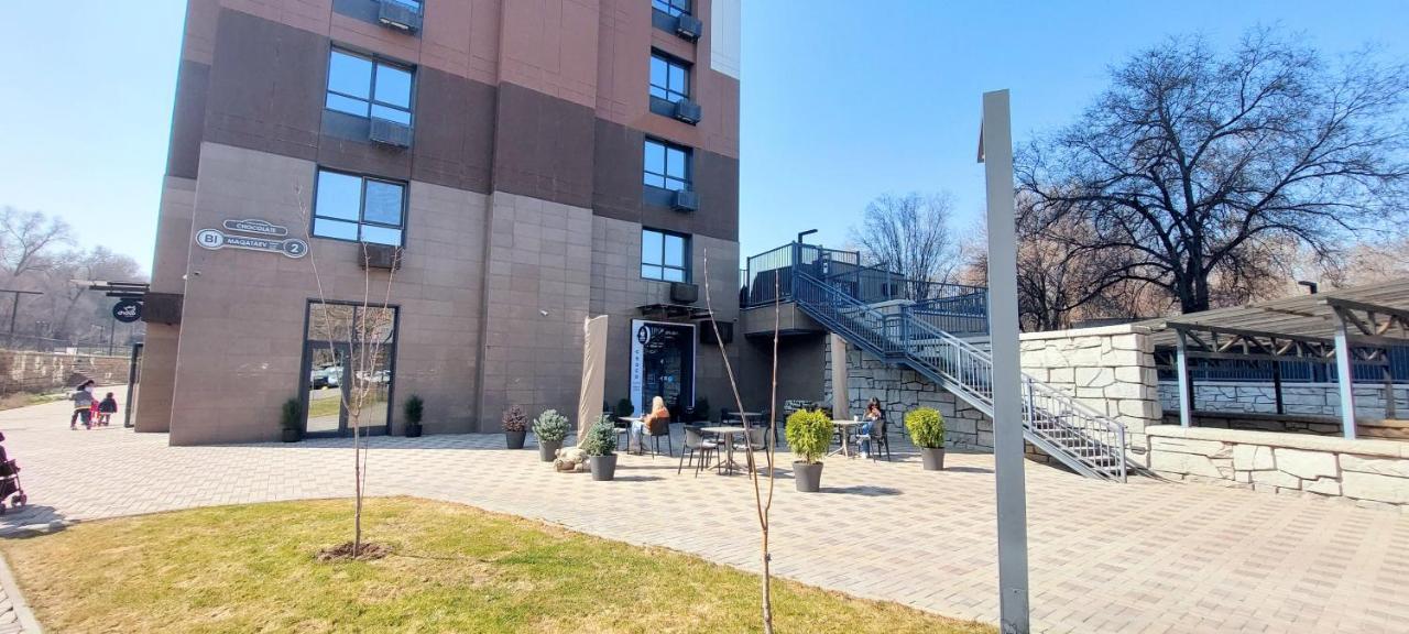 Уютная Стильная Квартира Возле Центрального Парка Горького! Apartment Almaty Exterior photo